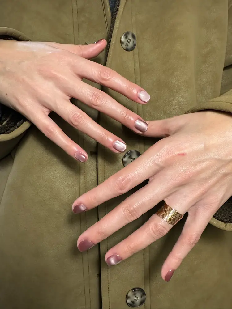 Nail art dos studios Dezstudio — exemplo 10