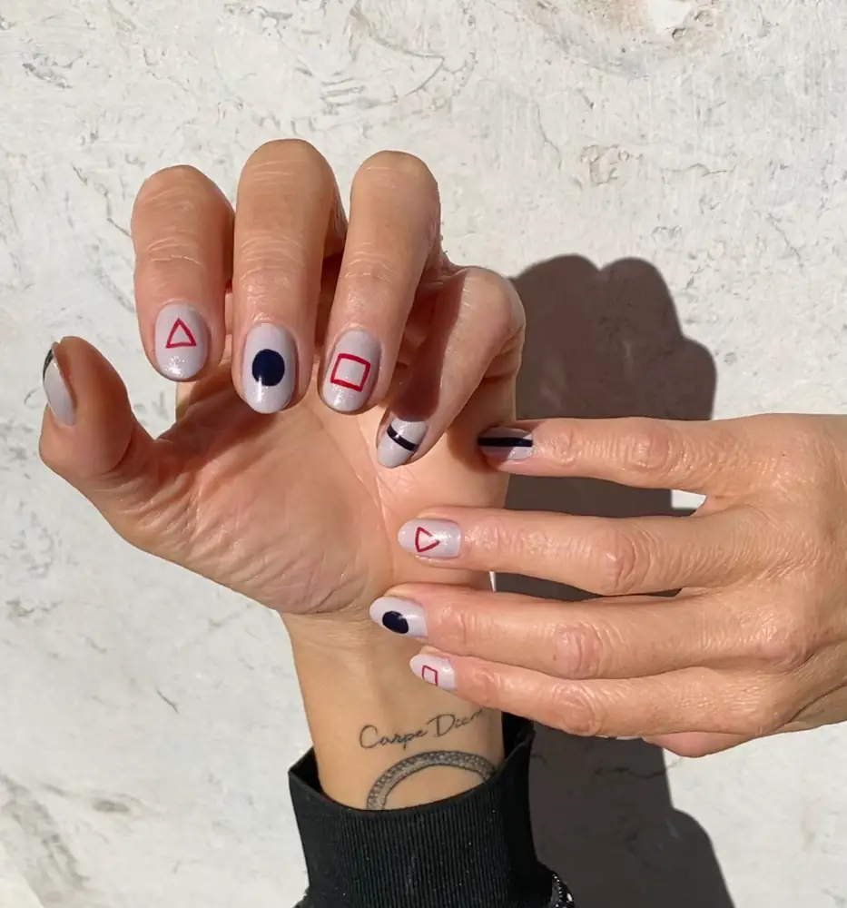 Nail art dos studios Dezstudio — exemplo 14