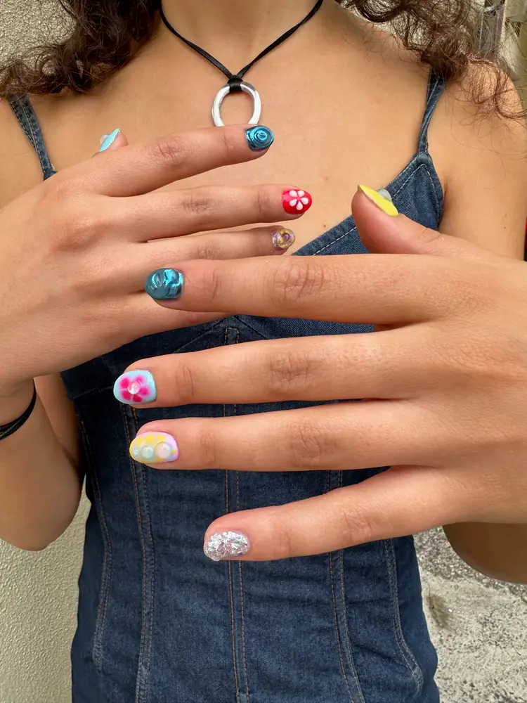 Nail art dos studios Dezstudio — exemplo 30